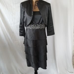 Shimmery grey dress with the tools bodice belt. Sz